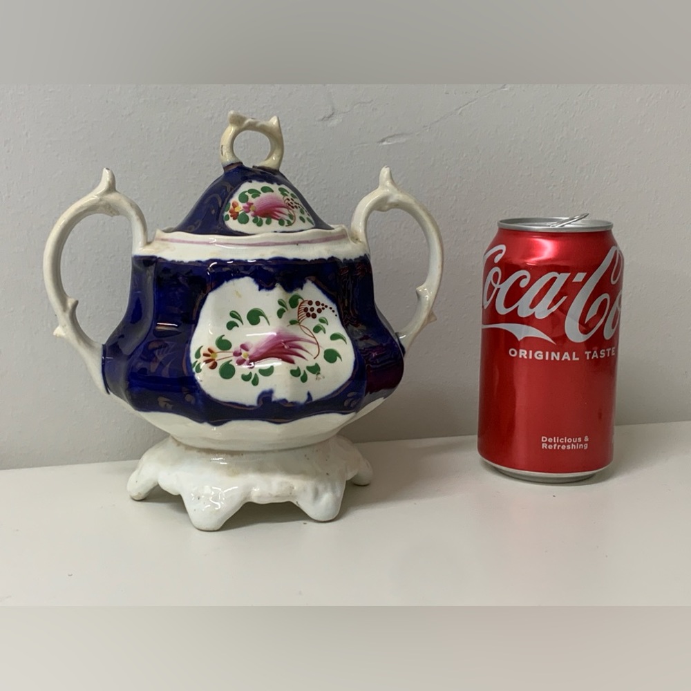19th Century Vintage Gaudy Welsh Feather Pattern Handled Lidded Sugar Bowl